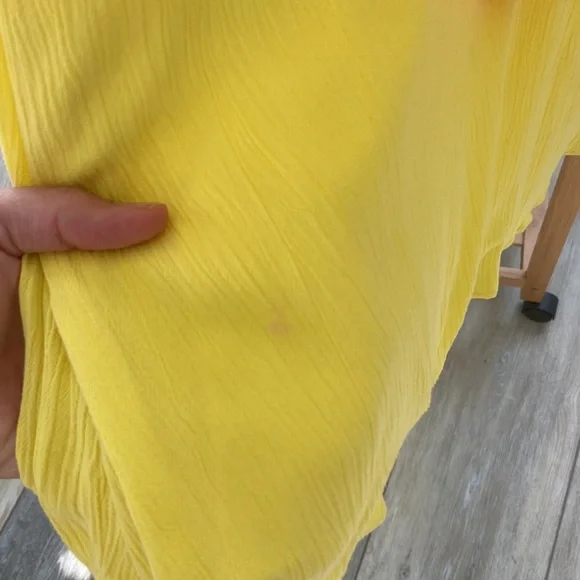 Lilly Pulitzer dress size small dress does have a few marks please see pics - Picture 3 of 5